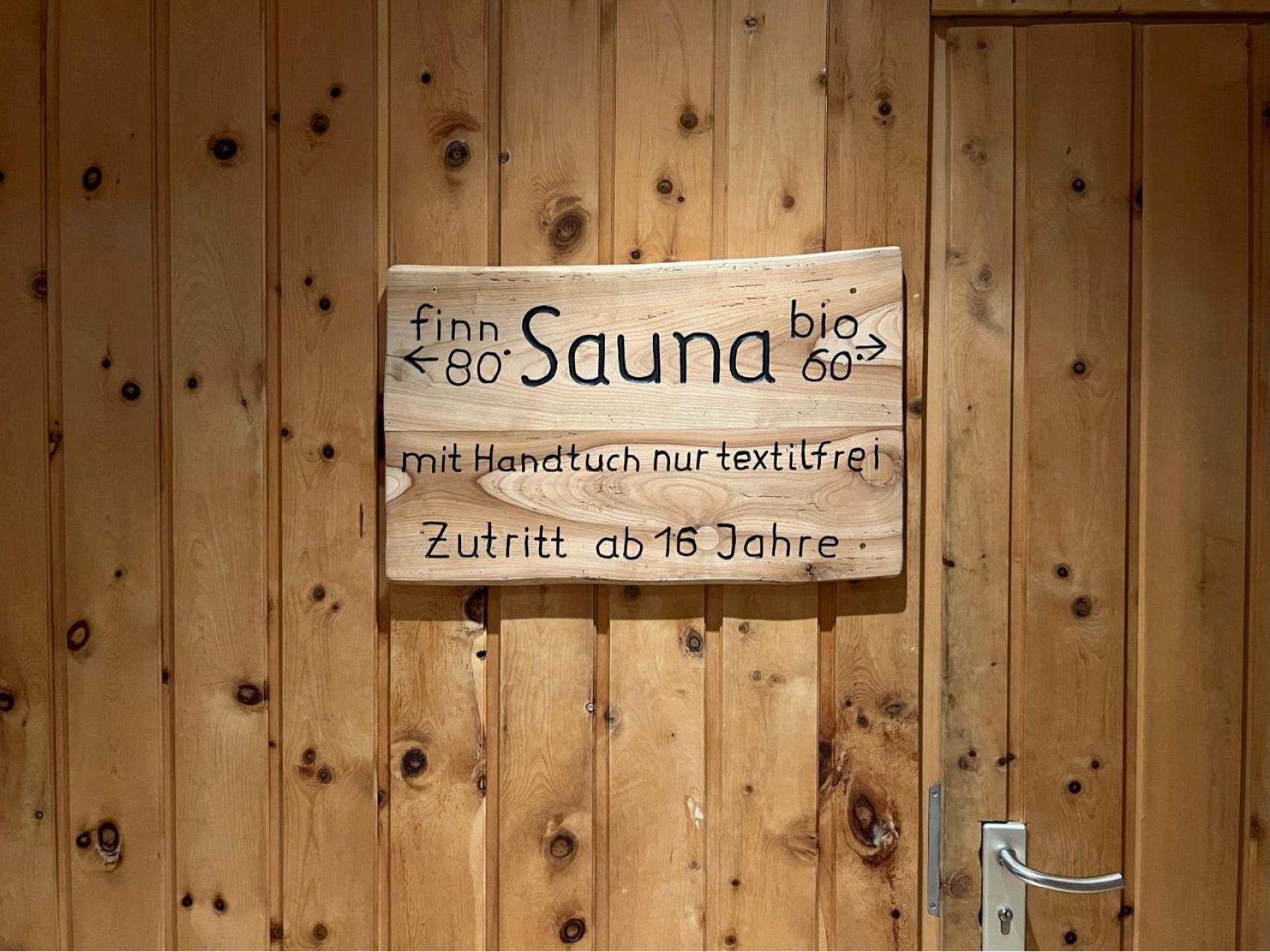 Saunaschild