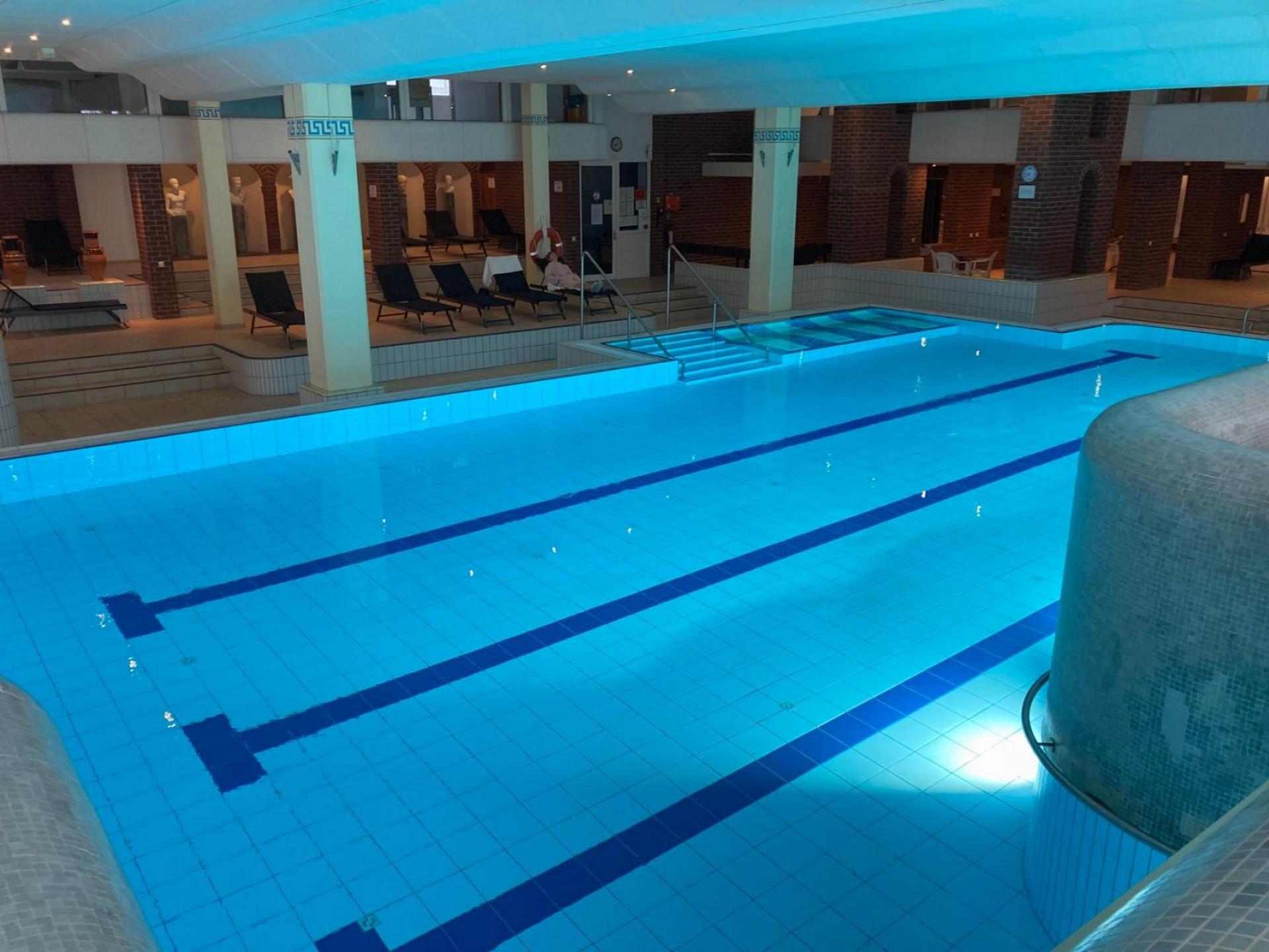 Schwimmbad